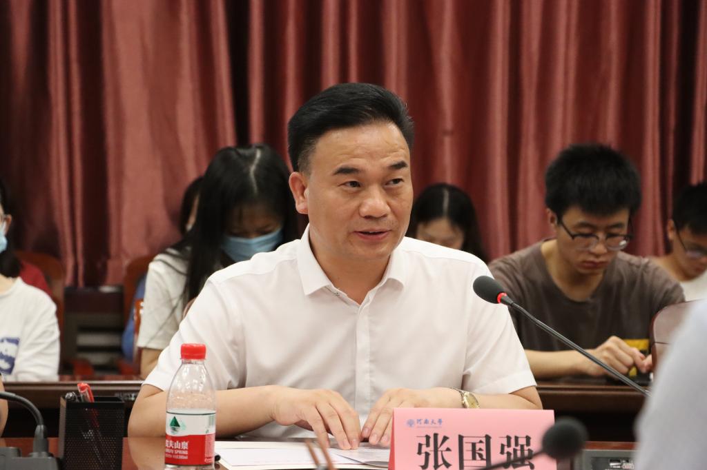 说明: E:\网站公众号维护\2021年\6月\0628\大成律所捐赠仪式\张国强发言.JPG 说明: E:\网站公众号维护\2021年\6月\0628\大成律所捐赠仪式\张国强发言.JPG