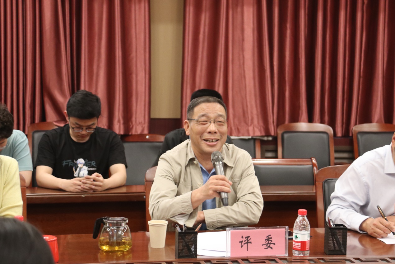 说明: E:\网站公众号维护\2021年\5月\0525公司党委书记王桂为师生党员上党课\新建文件夹 (3)\IMG_2452.JPG 说明: E:\网站公众号维护\2021年\5月\0525公司党委书记王桂为师生党员上党课\新建文件夹 (3)\IMG_2452.JPG
